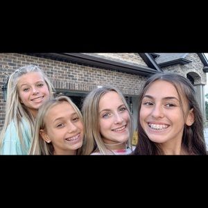 Meet your Posher, Erica